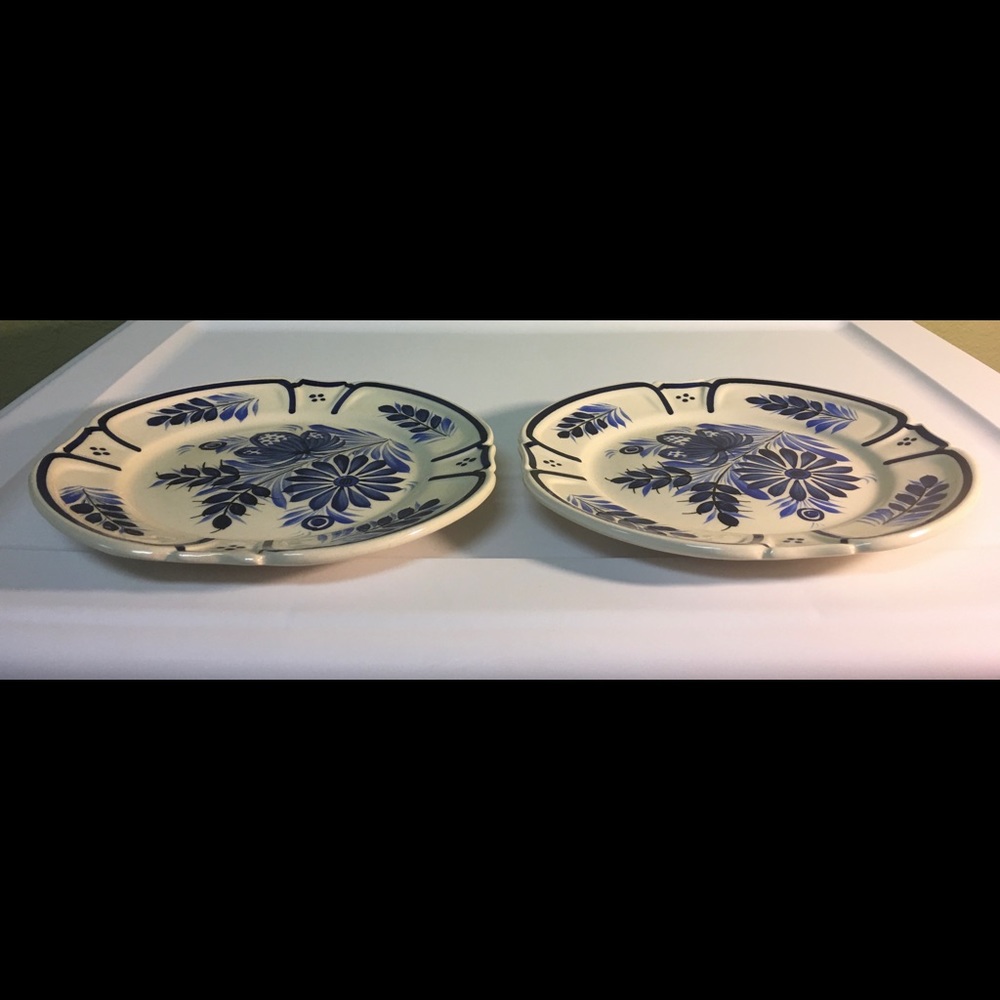 Vintage Quimper Pottery Salad Plates - Picture 3 of 12